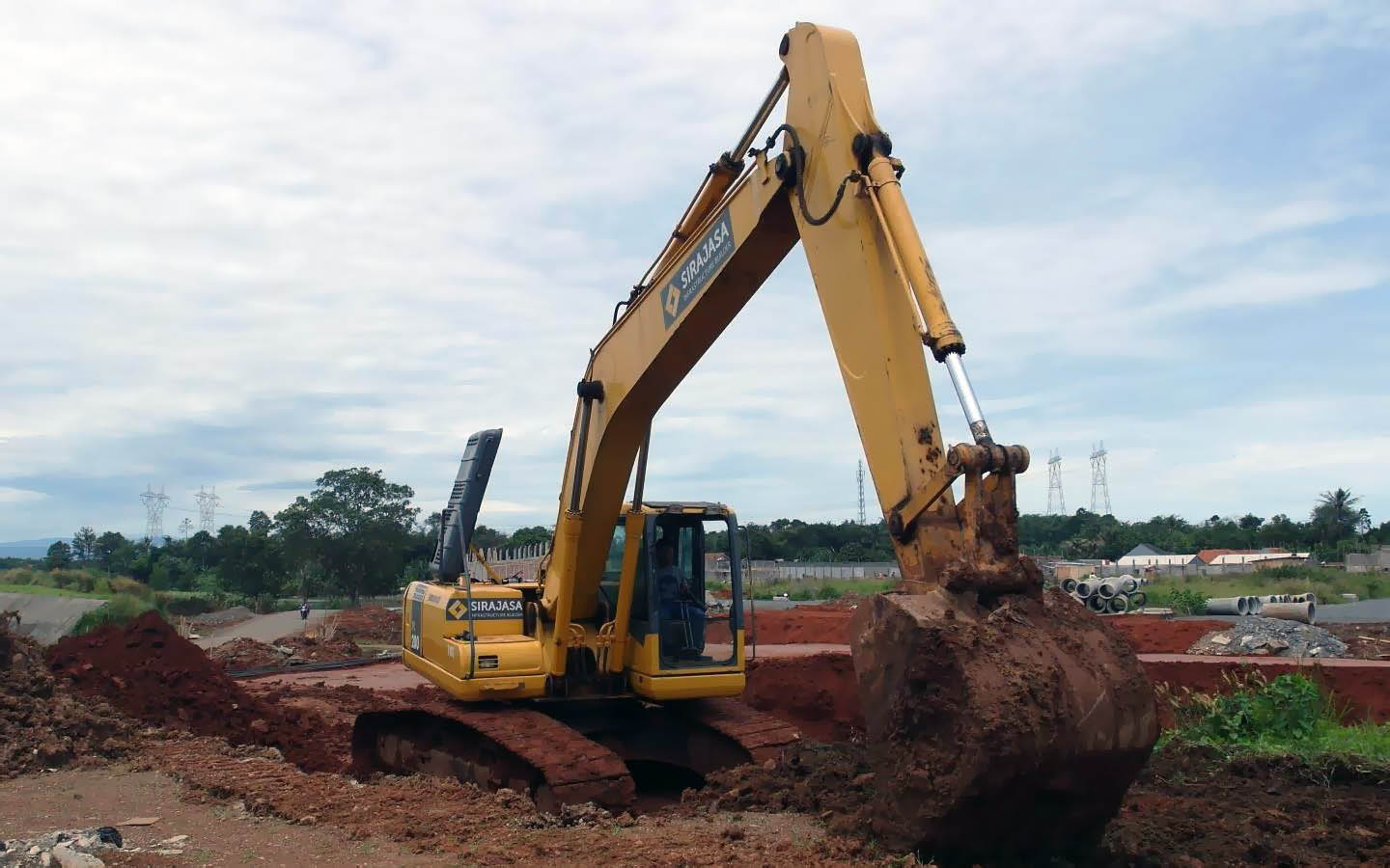 Pekerjaan Jalan dan Saluran Boxculvert Desa Cijantra