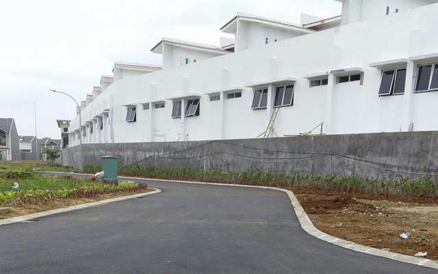 Pekerjaan Pengaspalan Jalan Cluster Fresco Citra Raya