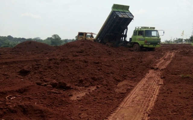 Pekerjaan Cut & Fill La Monte Grand Wisata