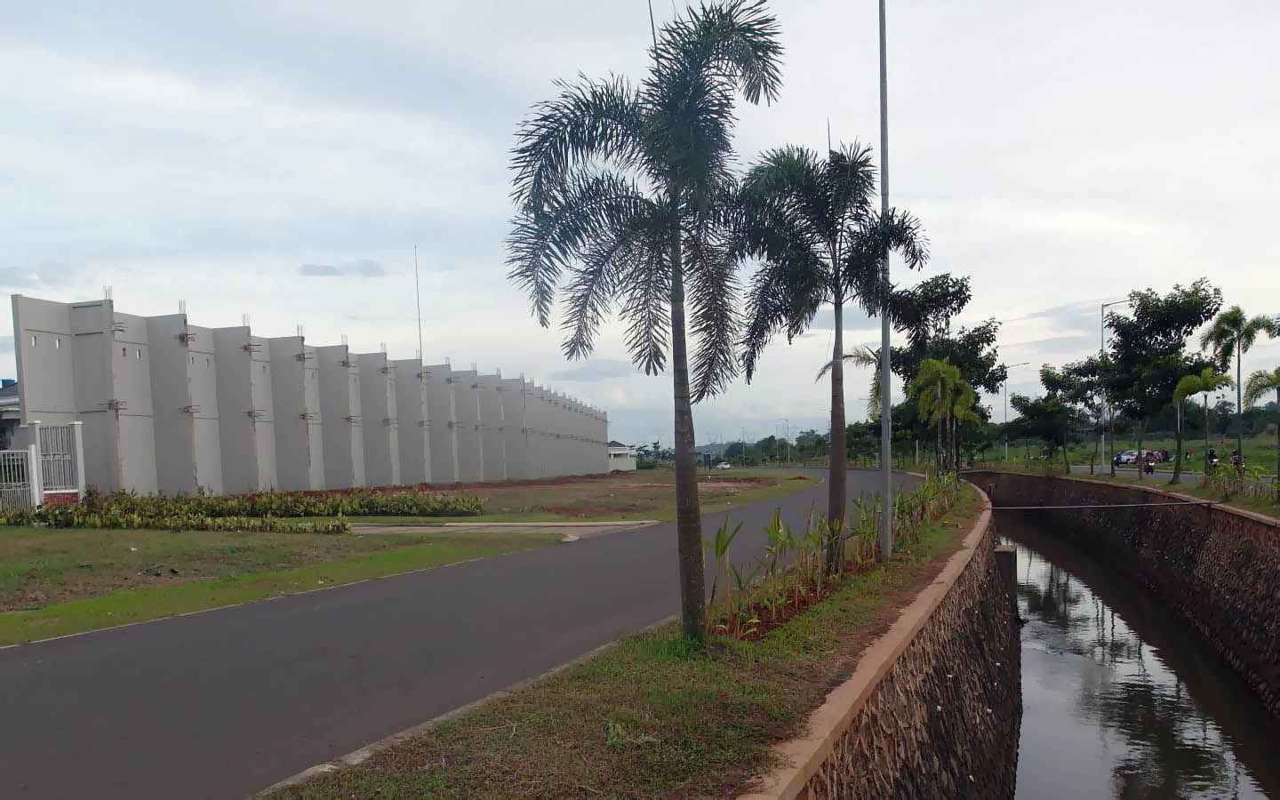 Pekerjaan Jalan dan Saluran Scientia Square Barat