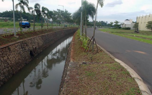 Pekerjaan Jalan dan Saluran Scientia Square Barat